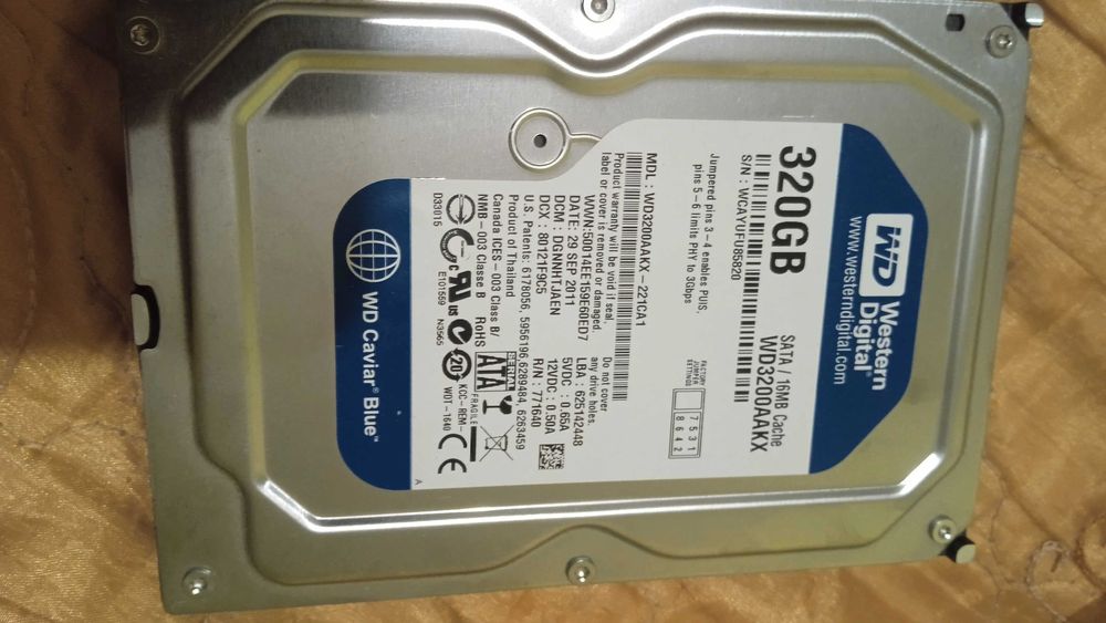 Жорсткий диск 320Гб,б.в