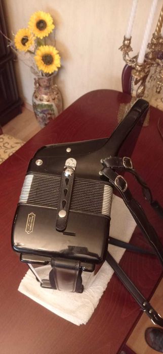 Akordeon 120 basów Verdi III N Hohner