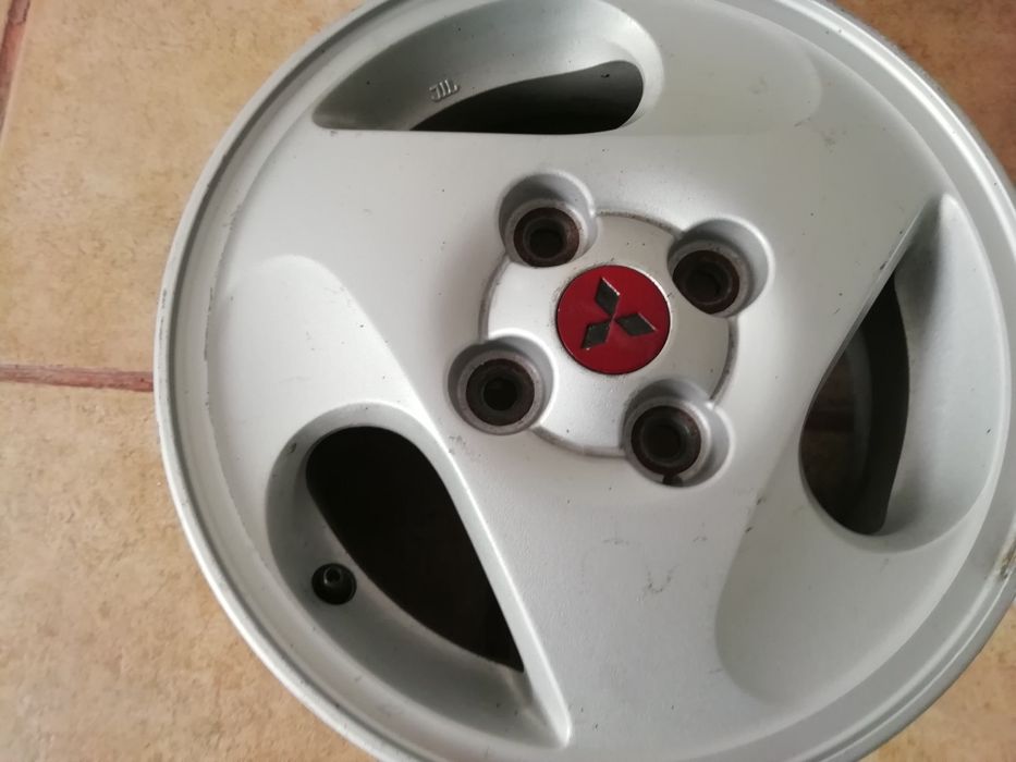 Jantes liga leve 13 perfuração 4/100