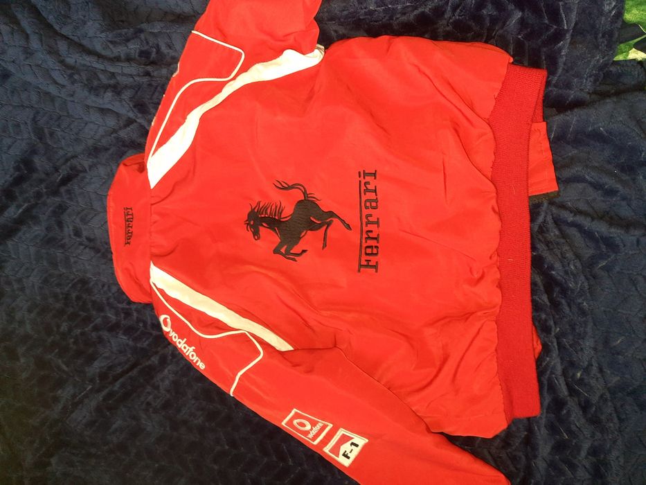 Kurteczka Ferrari 6 lat