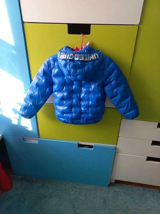 śliczna chabrowa kurtka ciepła pikowana 4F idealna na ferie 134 :)