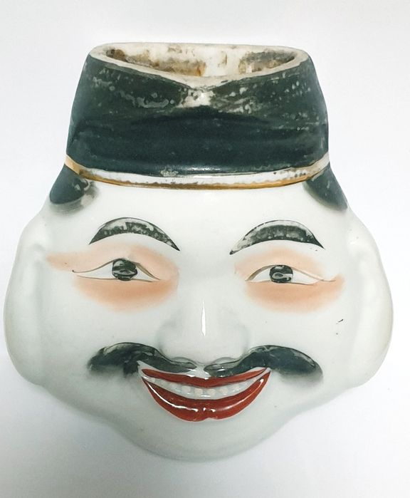 Rara jarra de parede antiga "cara de Chinês" em porcelana