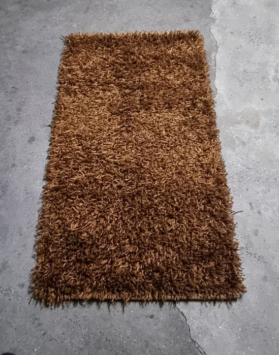 3 x Tapetes castanhos