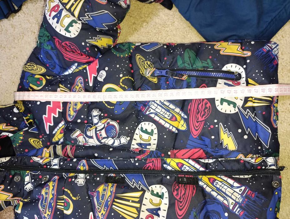 Зимовий костюм на хлопчика 6-7 років.