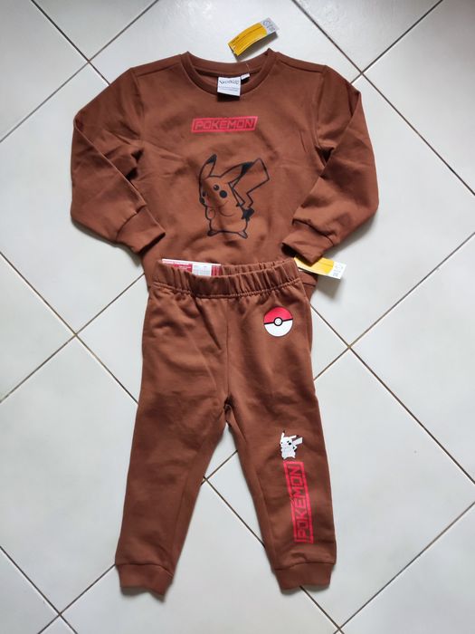 Dres chłopięcy Nowy Pokemon rozmiar 98/104