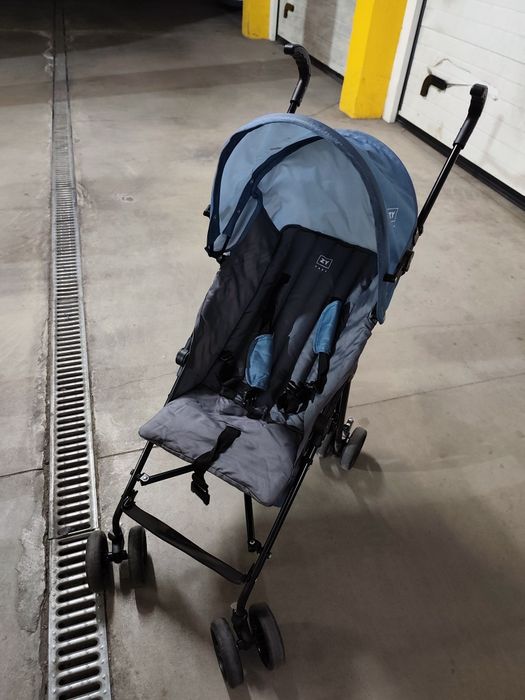 Carrinho de bebé bengala marca Zippy as costas rebaixam ótimo estado quase sem uso. Entrega em mãos zona Alcochete Samouco Montijo