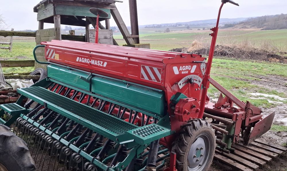 Zestaw uprawowo siewny