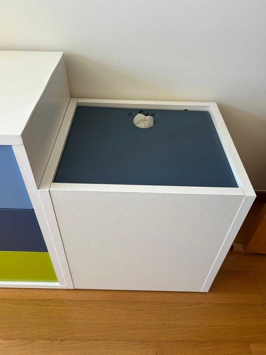 Quarto Juvenil Completo | 2 Camas + 2 Colchões (1 Ano) + Cómoda + Camiseiro | 950€