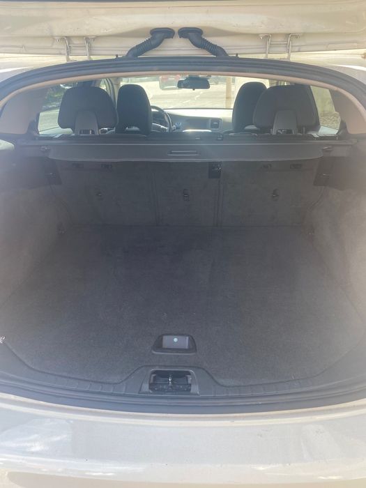 Vende-se Volvo V60
