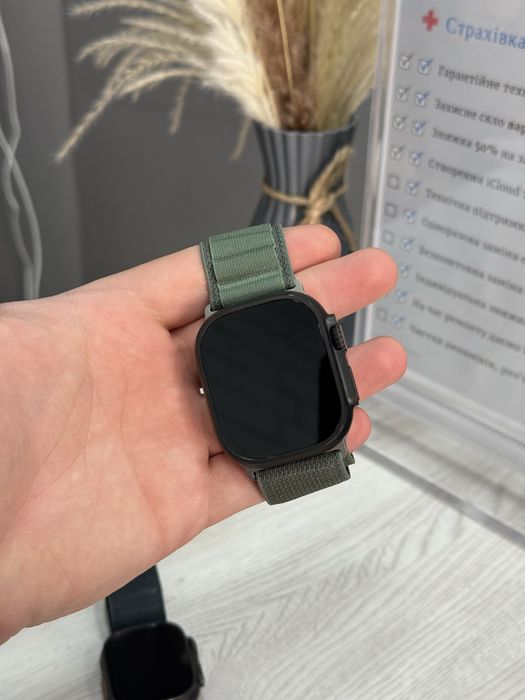 Apple watch ultra 2 49mm black titaniun, стан 10/10.