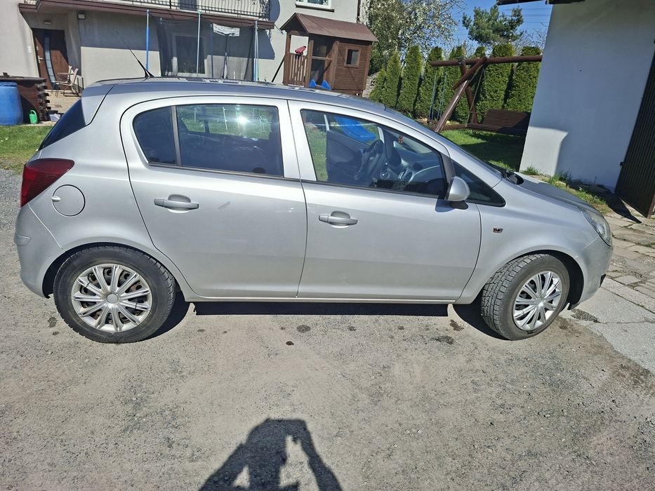 Opel Corsa D 2009