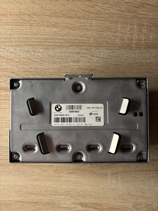 Wzmacniacz BMW HI-FI