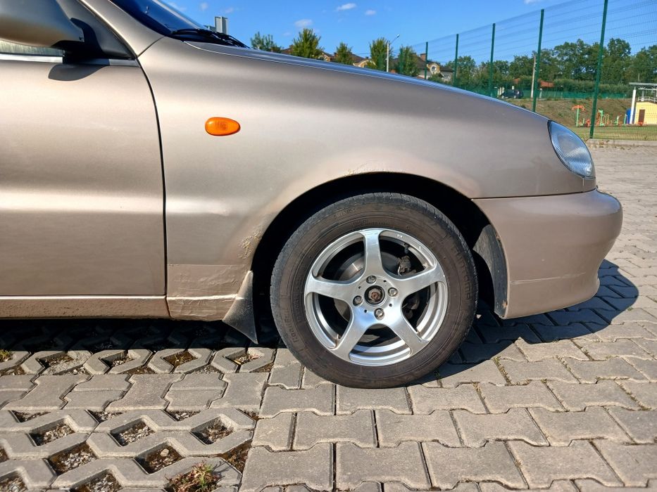 Део Ланос Поляк 1.5 8v