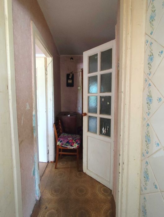 2-кімн. квартира, потребує ремонту, ХТЗ, просп. Олександрівський