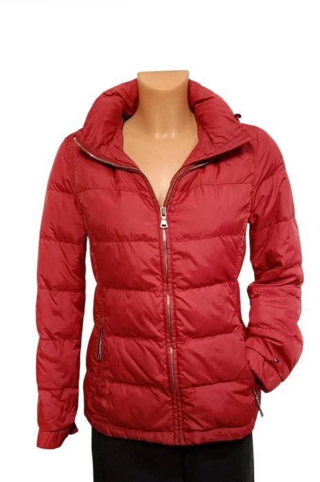 Tommy Hilfiger premium kurtka puchowa ciemnoczerwona quiet luxury old