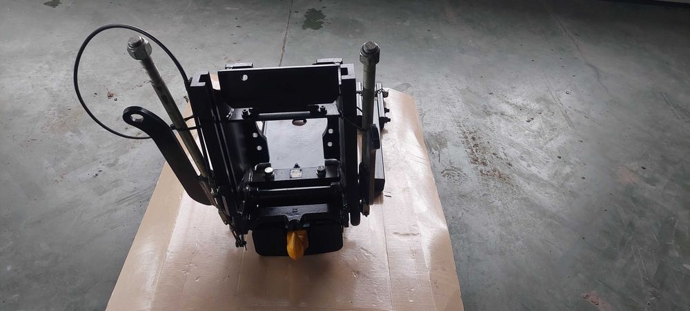 Zaczep do przyczep rolniczych typu Hitch CBM Zetor