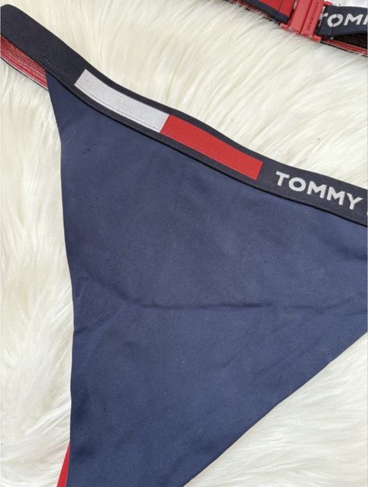Дуже класний роздільний купальник оригінал tommy hilfiger