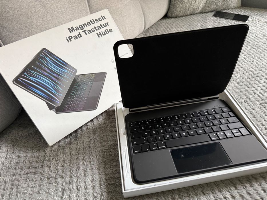 Keyboard  klawiatura iPad 11pro