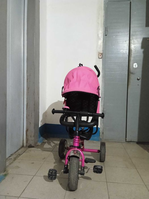 Триколісний велосипед Super Trike для дівчинки
