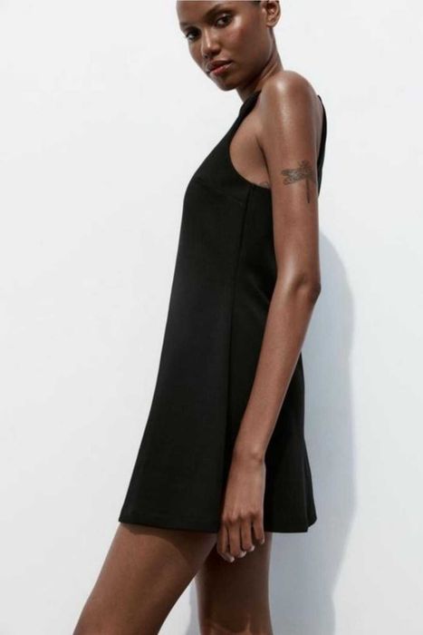 Сукня zara чорного кольору