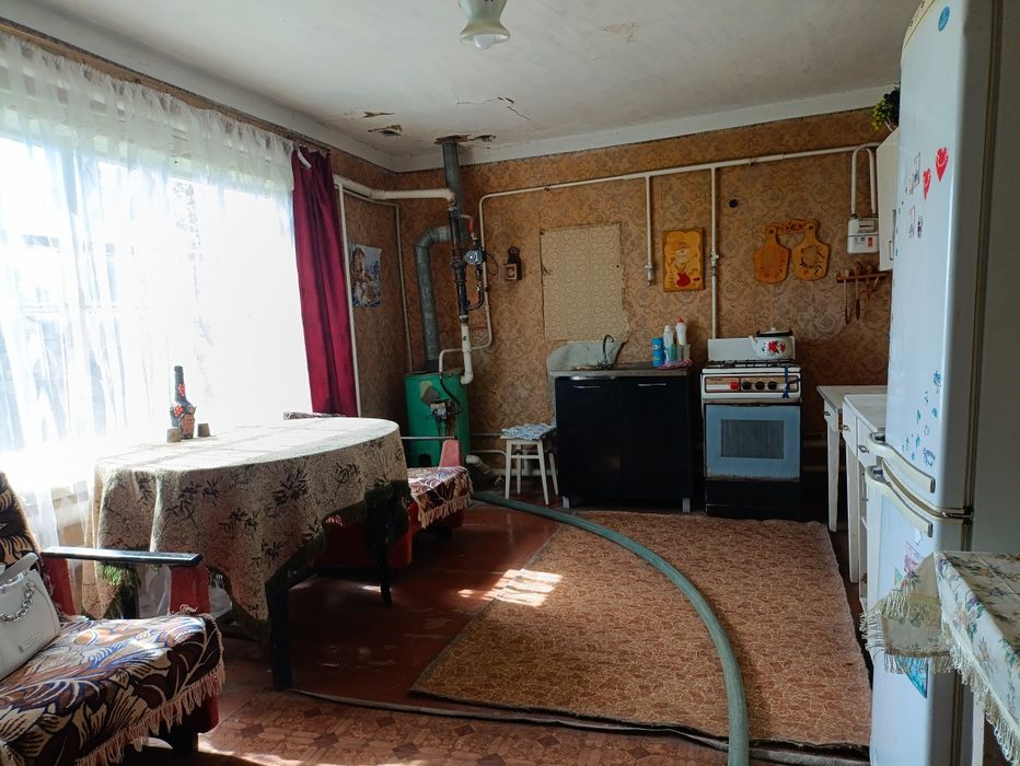 Продам будинок в місті Зміїв