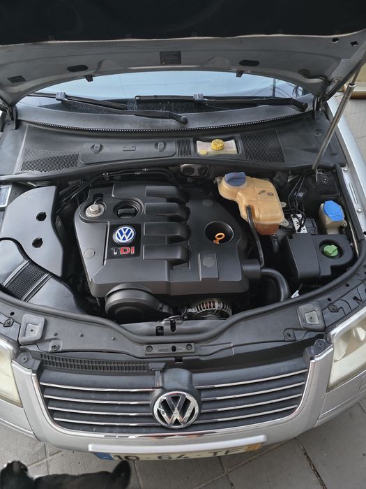Volkswagen Passat 1.9 TDI 130cv Highline 284.000km