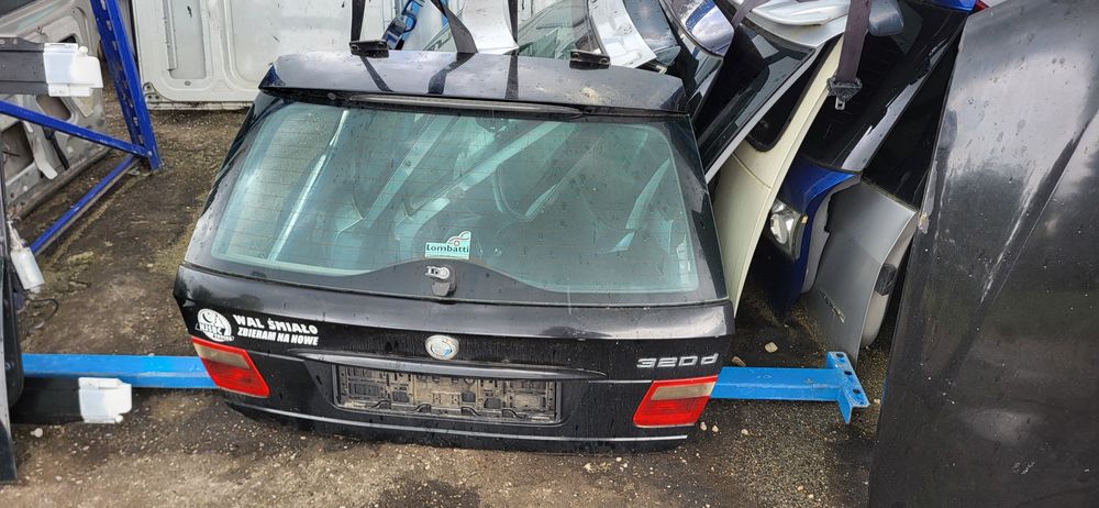 Maska Tył BMW E 46 Kombi Kompletna kolor czarny bez Rdzy różne kolory
