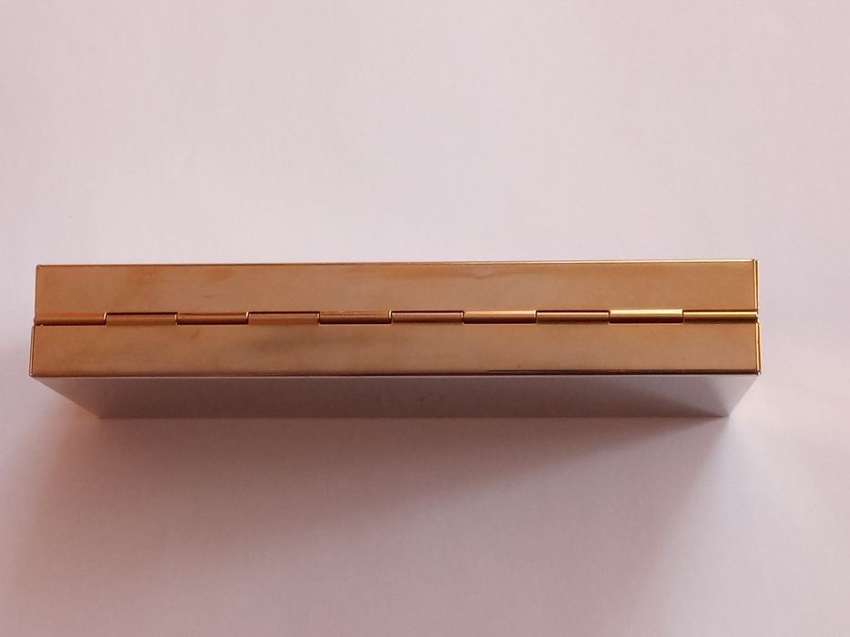 Maszynka do golenia i szczoteczka