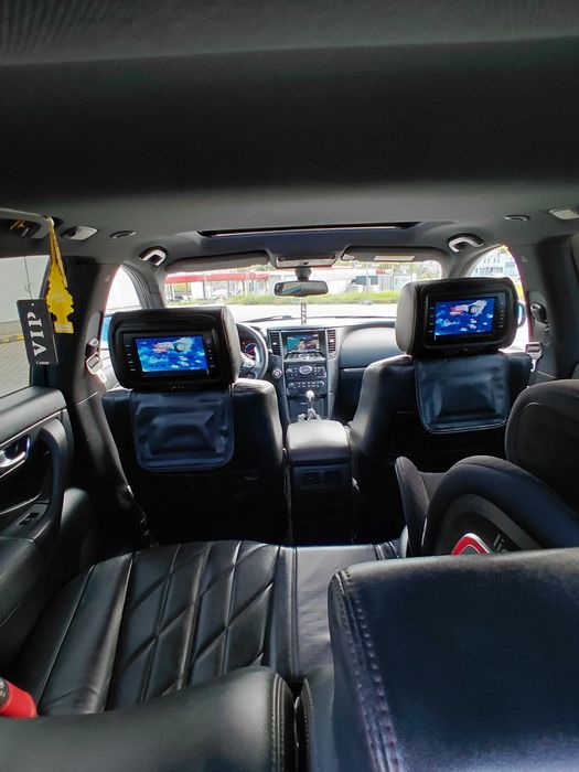 INFINITI FX30 D SPORT PREMIUM przebieg 185 tys