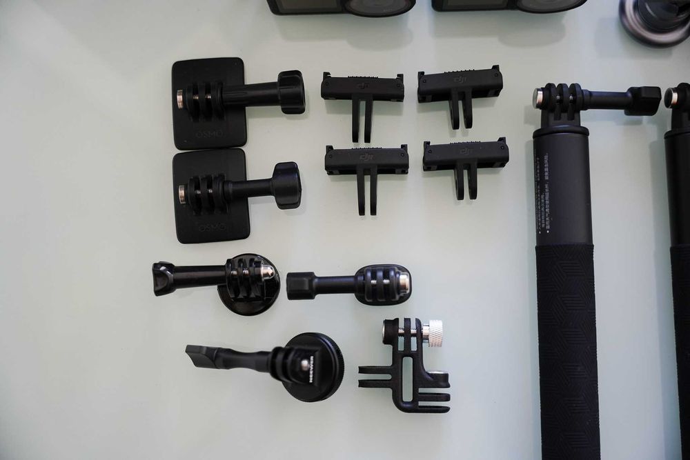 DJI Osmo Action 5 Pro - 2x Adventure Combo + Acessórios | Como Novas