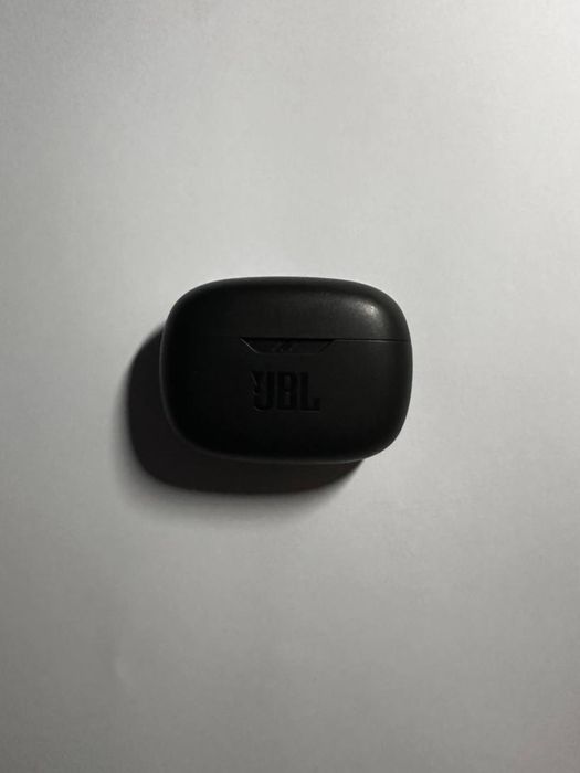 Навушники JBL в хорошому стані
