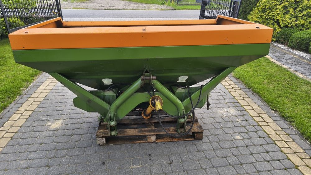 Rozsiewacz Amazone ZAU 1501, nadstawka, stan bdb!