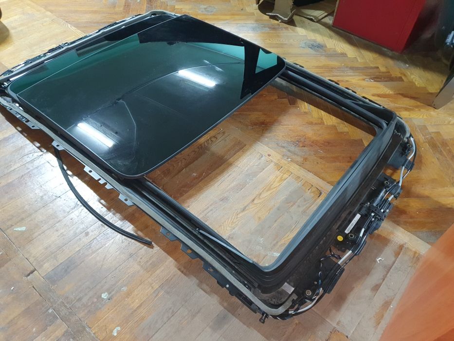 Панорамний дах Audi Q7 SQ7 панорама скло