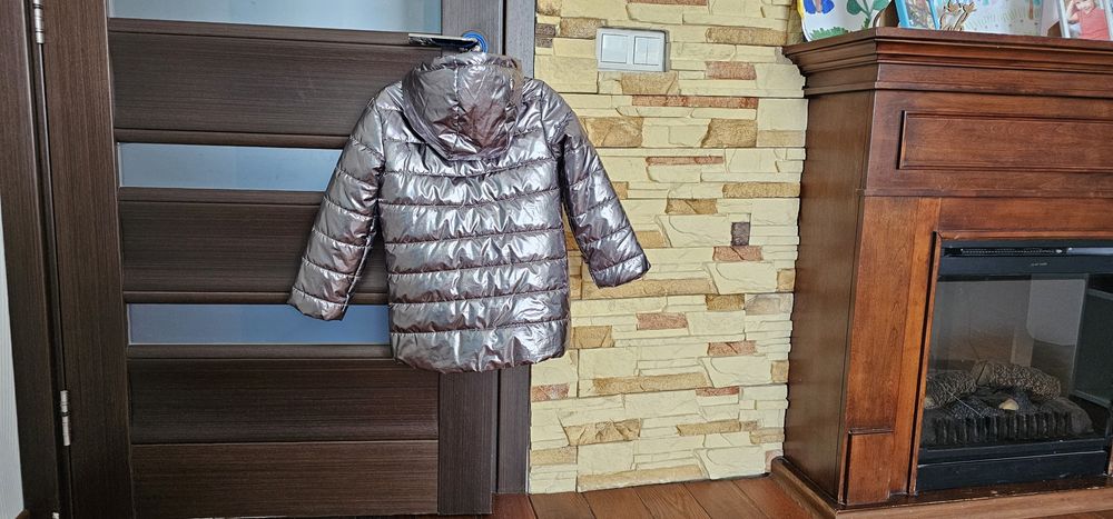 Осіння куртка  OSTIN 116р. для дівчинки. Нова