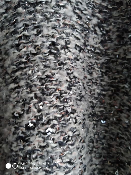 Sweterek  S z cekinami