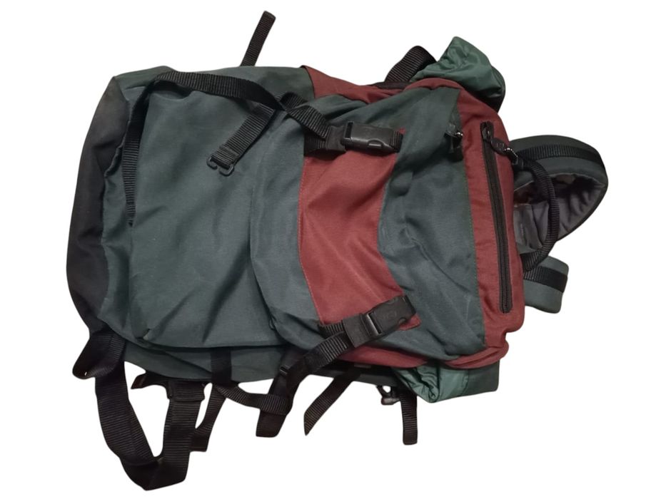 Рюкзак Invicta (італія)