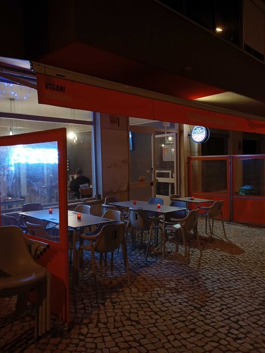 Trespasse Restaurante e Pizzaria em Santo Amaro de Oeiras