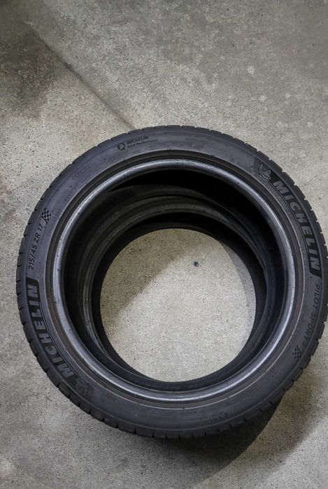 2 sztuki opony Michelin Pilot Sport 4 215/45 R17