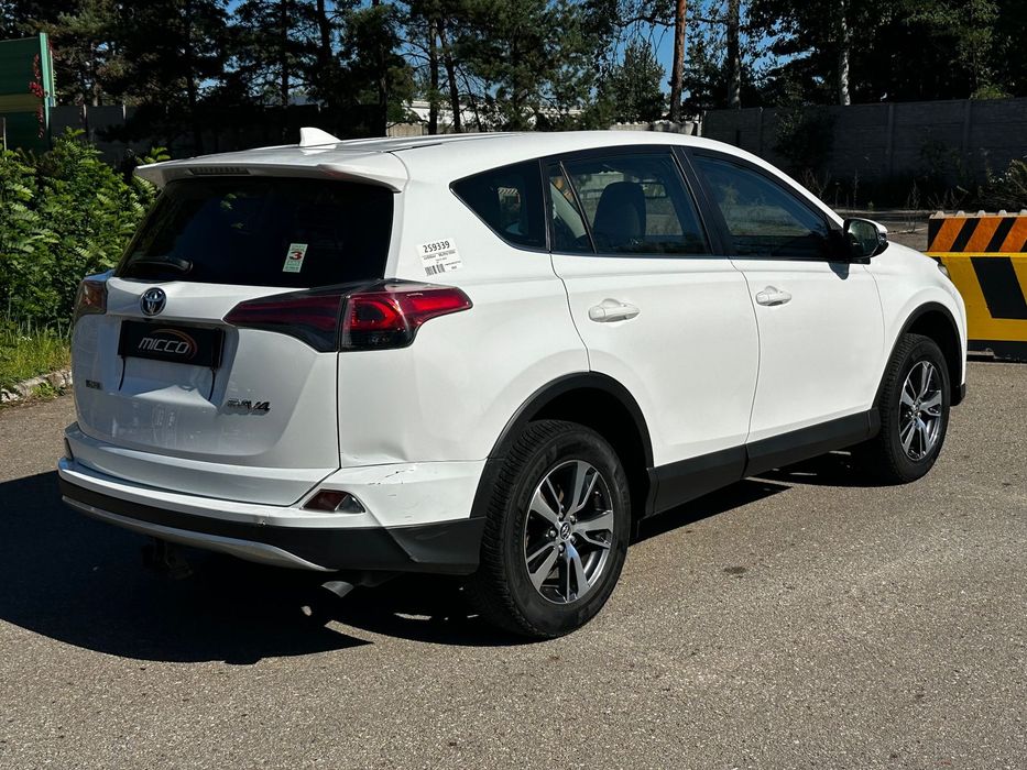 Toyota RAV4 2.0 d4d