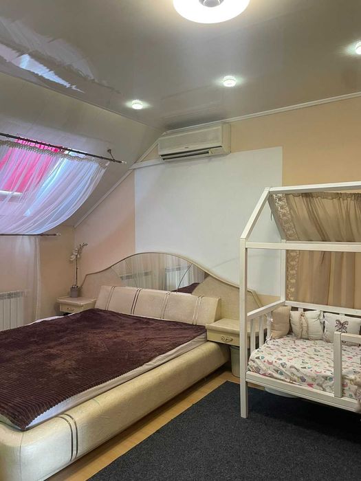 Цегляний будинок, м. Жовква