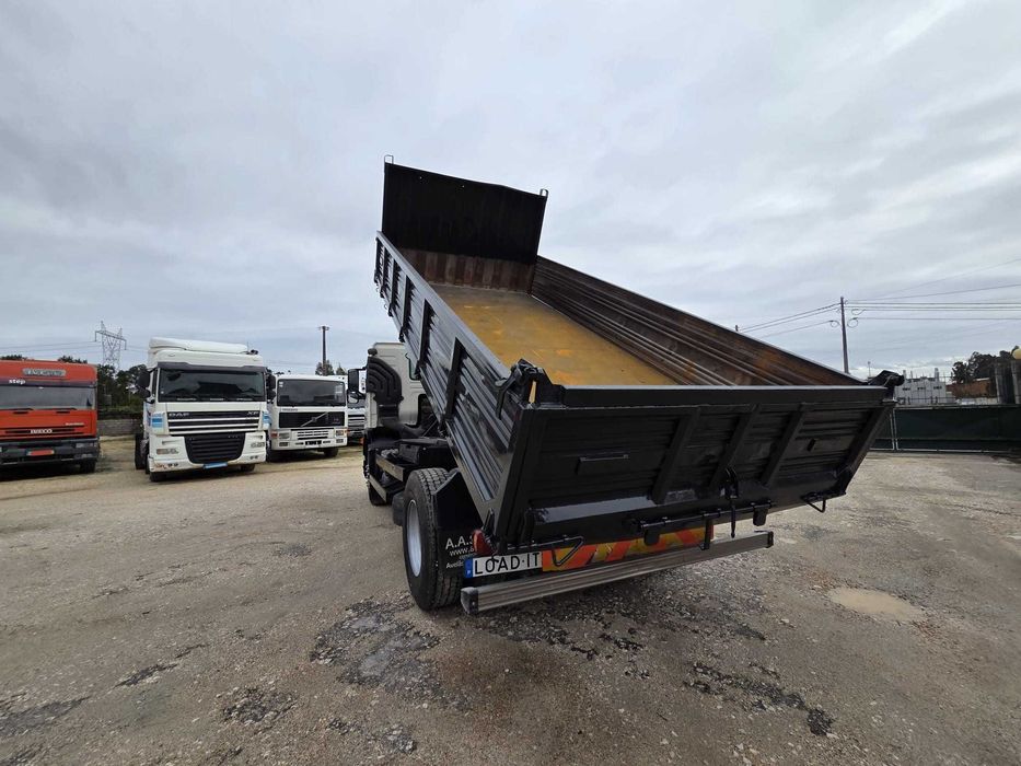 Volvo FM12 380, Basculante Tri-Lateral