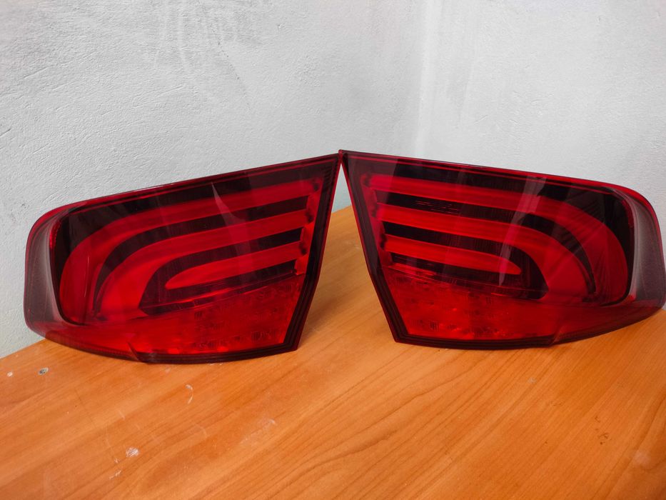 Ліхтар задній F10