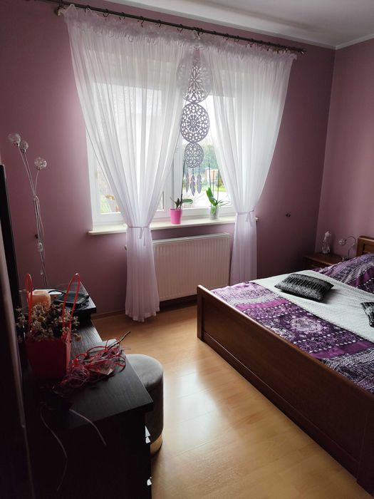 Dom dwurodzinny z garażami i dużą działką