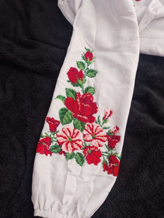 Плаття вишите бісером