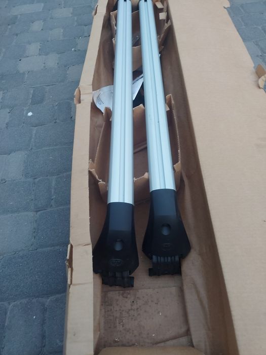 Продам багажник на тойота авенсис