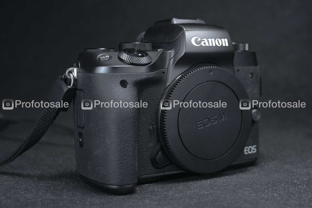 canon eos m5 - купити цифрові фотокамери - Ціна на OLX.ua