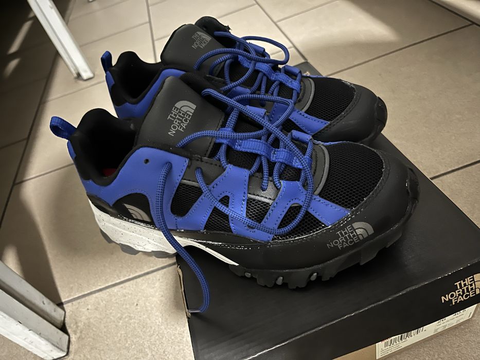 Кроссовки THE north face