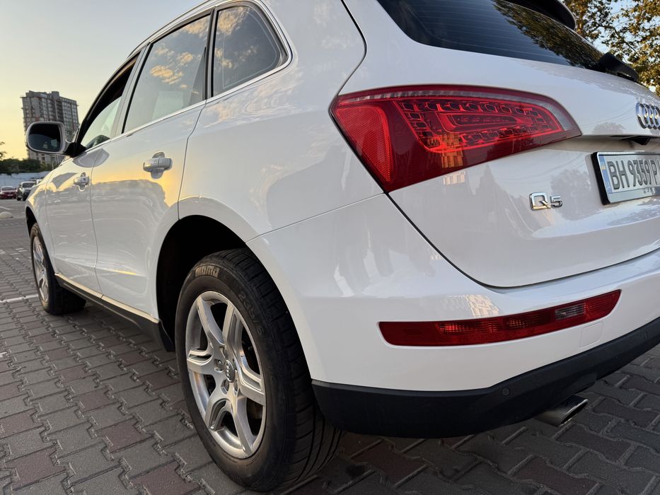 Audi Q5 2010 VIN WAUZZZ8R2BA020149 фото оголошення 6 з 24