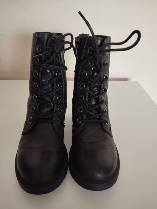 Zimowe Trzewiki Lasocki Young dla dziewczynki rozmiar 34,. kolor czarn