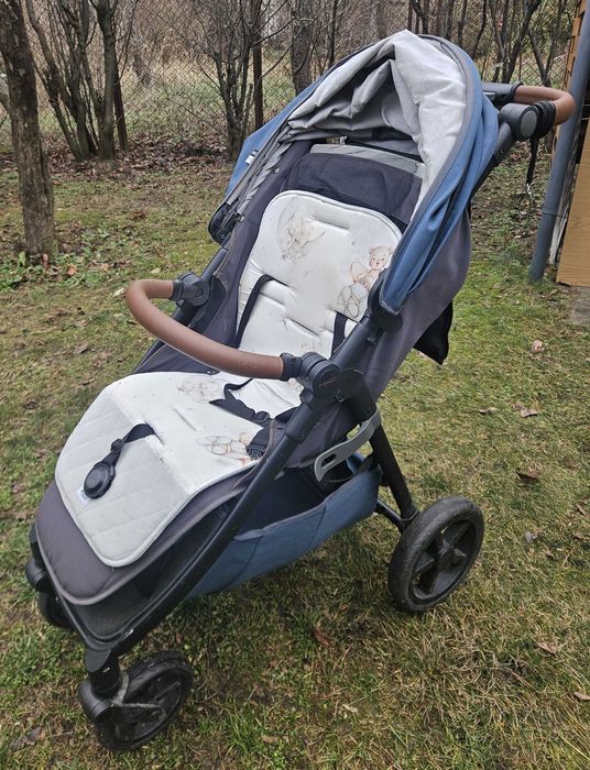 wózek spacerowy łatwo i szybko rozkładany - MAST Swiss design M4